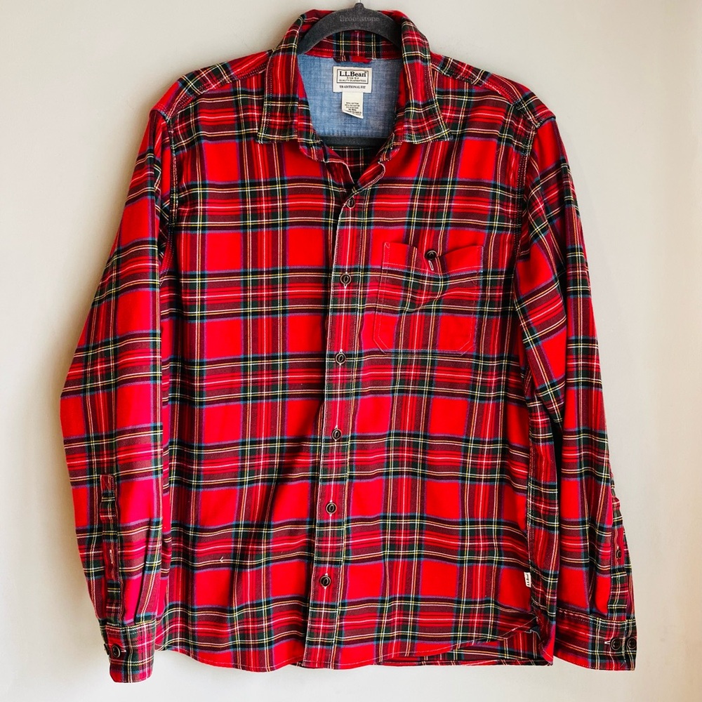 L.L. Bean Red and Black Tartan Plaid Button-Down Shirt Medium Flannel